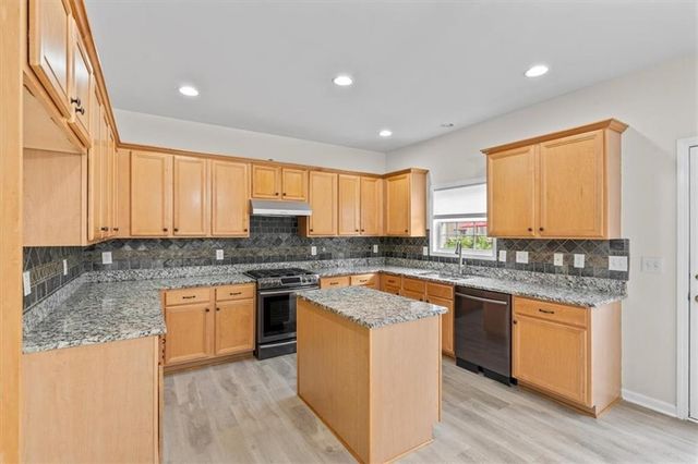 3425 Owens Landing Drive NW, Kennesaw, GA 30152