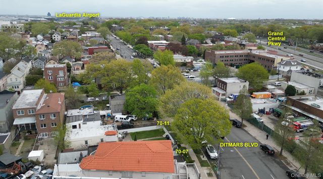 70-07, Astoria, NY 11370