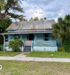 1317 CARR Street, Palatka, FL 32177