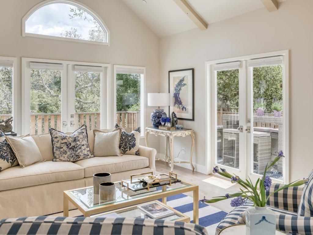 Image 2 of property listing at 0 Mission 4 NE of 10th, Carmel, CA 93921