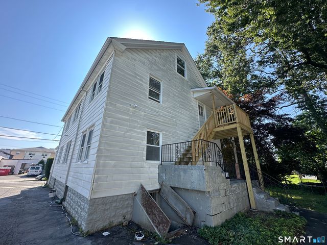 18 Parker Avenue, Stamford, CT 06906