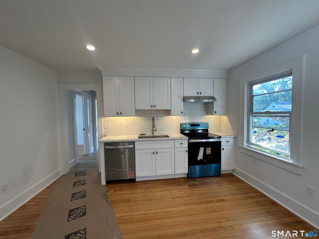 18 Parker Avenue, Stamford, CT 06906