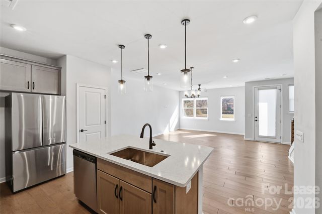 423 Vinroot Alley, Charlotte, NC 28217