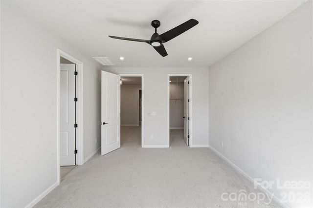 423 Vinroot Alley, Charlotte, NC 28217