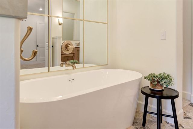 9701 Quail Hollow Way, Oklahoma City, OK 73151