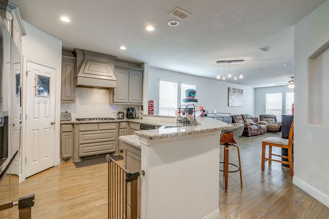 5656 Broad Bay Lane, Fort Worth, TX 76179