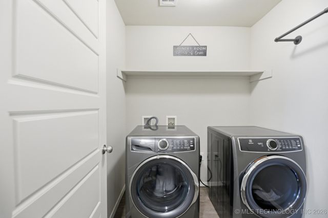 15752 S 74 Avenue E, Bixby, OK 74008