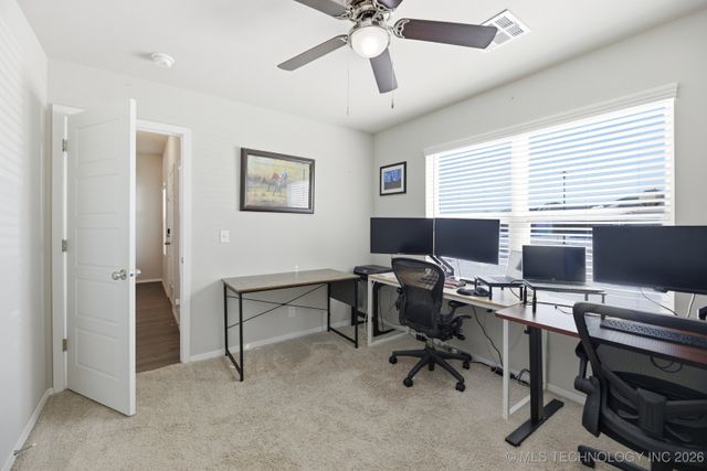 15752 S 74 Avenue E, Bixby, OK 74008