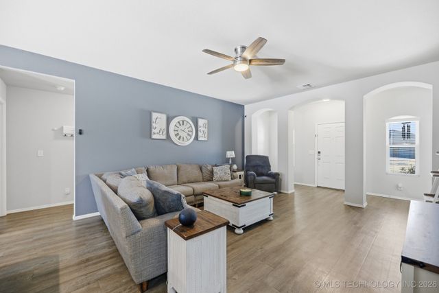 15752 S 74 Avenue E, Bixby, OK 74008