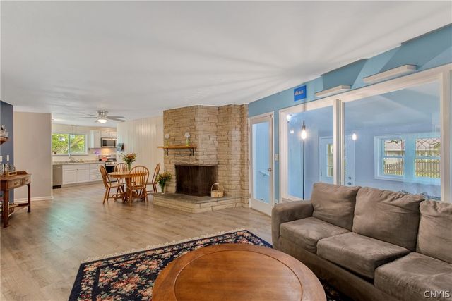 13 Memory Lane, Clay, NY 13212