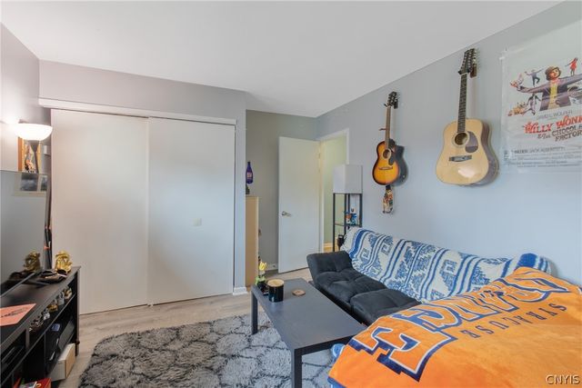 13 Memory Lane, Clay, NY 13212