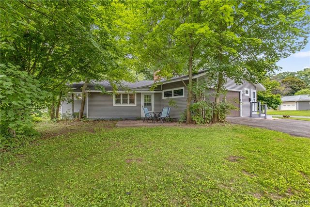 13 Memory Lane, Clay, NY 13212