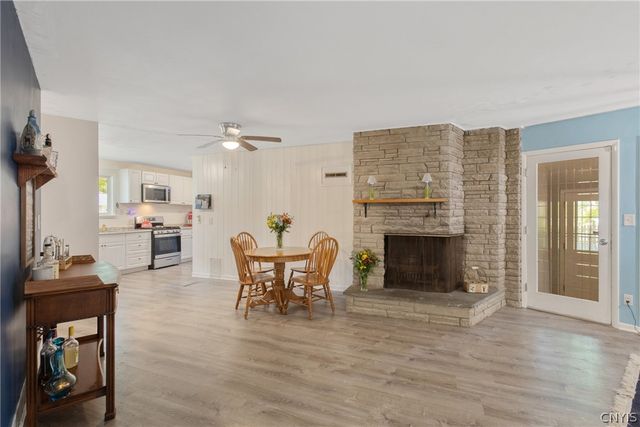 13 Memory Lane, Clay, NY 13212