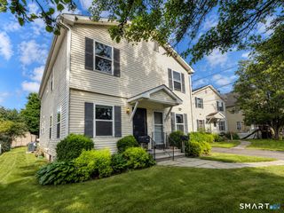 193 Ely Avenue B, Norwalk, CT 06854