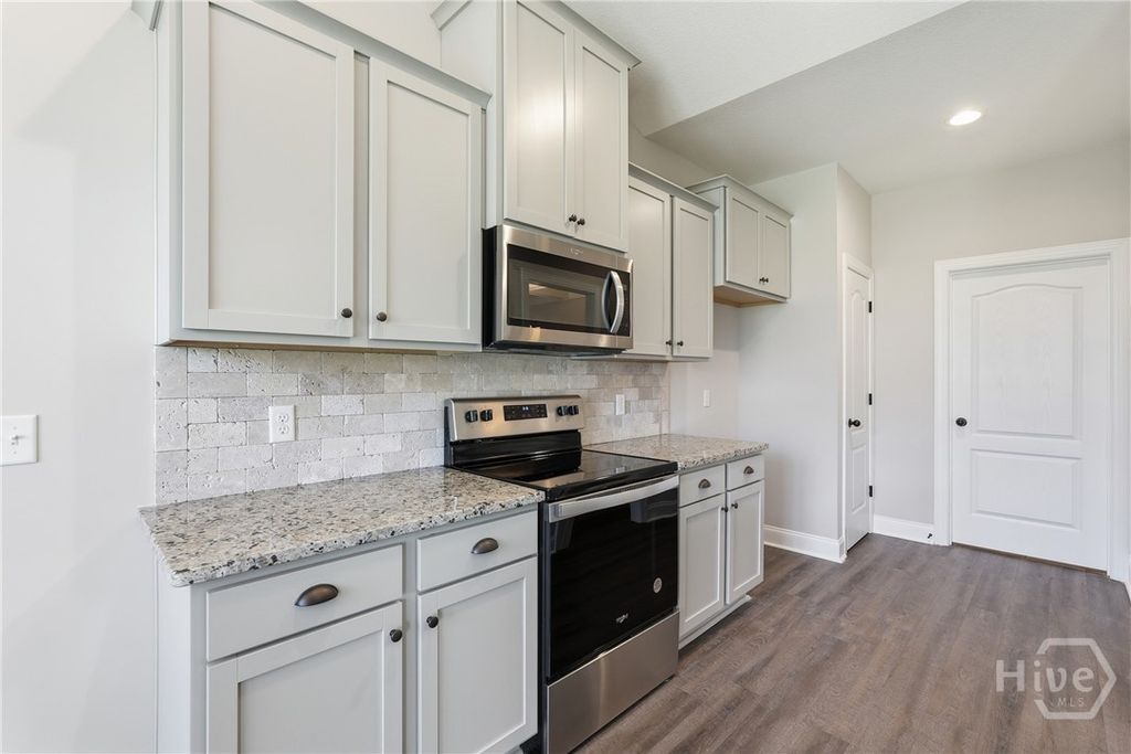 Image 3 of property listing at 121 Sams Drive, Guyton, GA 31312