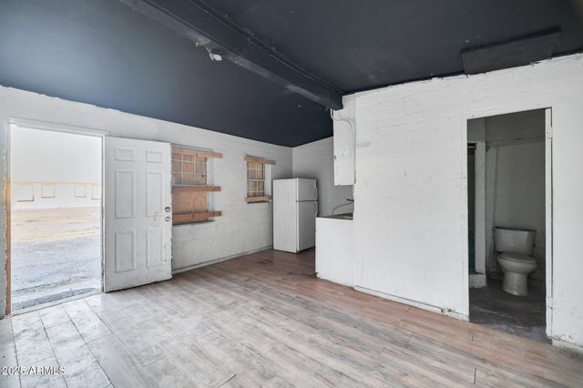 3060 GRAND Avenue, Phoenix, AZ 85017