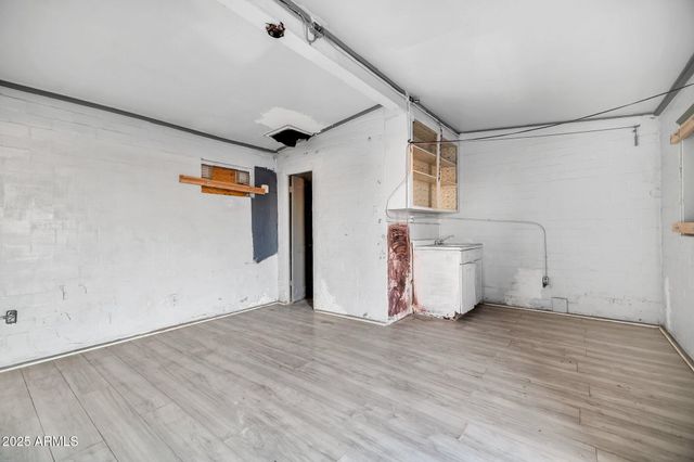 3060 GRAND Avenue, Phoenix, AZ 85017