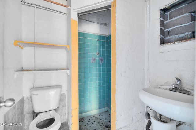 3060 GRAND Avenue, Phoenix, AZ 85017