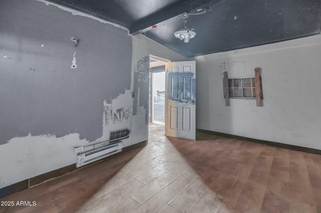 3060 GRAND Avenue, Phoenix, AZ 85017