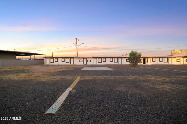 3060 GRAND Avenue, Phoenix, AZ 85017