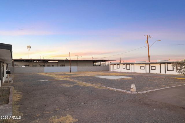 3060 GRAND Avenue, Phoenix, AZ 85017