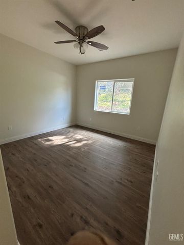 22381 Vaquero Drive, Tehachapi, CA 93561