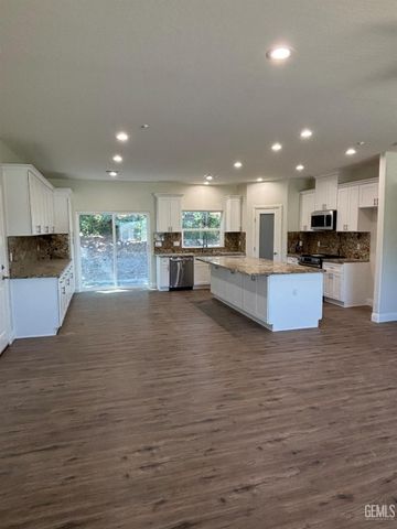 22381 Vaquero Drive, Tehachapi, CA 93561