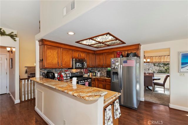 26520 Walnut Hills Drive, Lake Arrowhead, CA 92352