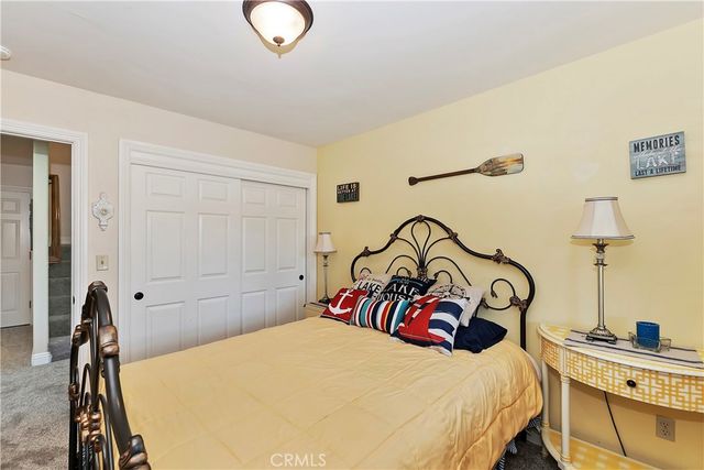 26520 Walnut Hills Drive, Lake Arrowhead, CA 92352