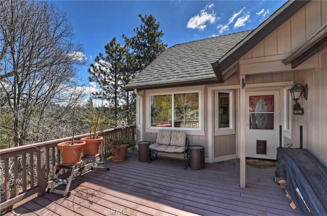 26520 Walnut Hills Drive, Lake Arrowhead, CA 92352