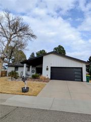 6556 S Ammons Court, Littleton, CO 80123