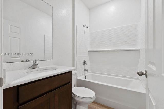2844 NW 27th, Cape Coral, FL 33993