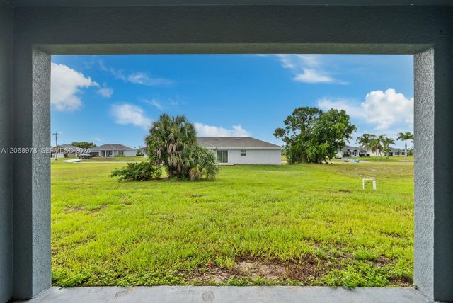 2844 NW 27th, Cape Coral, FL 33993