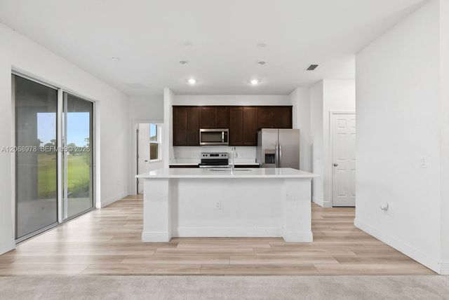 2844 NW 27th, Cape Coral, FL 33993