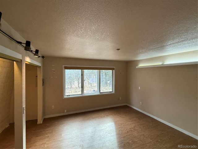 663 Aspen Road, Golden, CO 80401