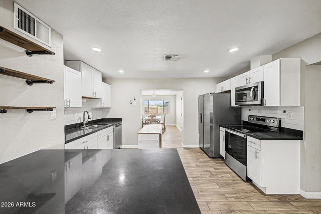 6407 E ASPEN Avenue, Mesa, AZ 85206