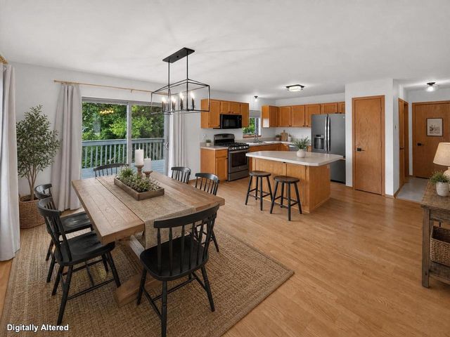 932 Vista Ridge Drive, Mount Horeb, WI 53572