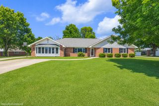 1044 Apple Meadows, Springdale, AR 72764
