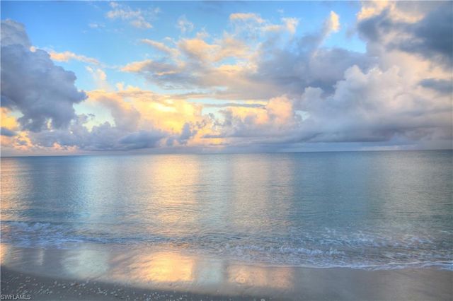 645 101st AVE N, Naples, FL 34108