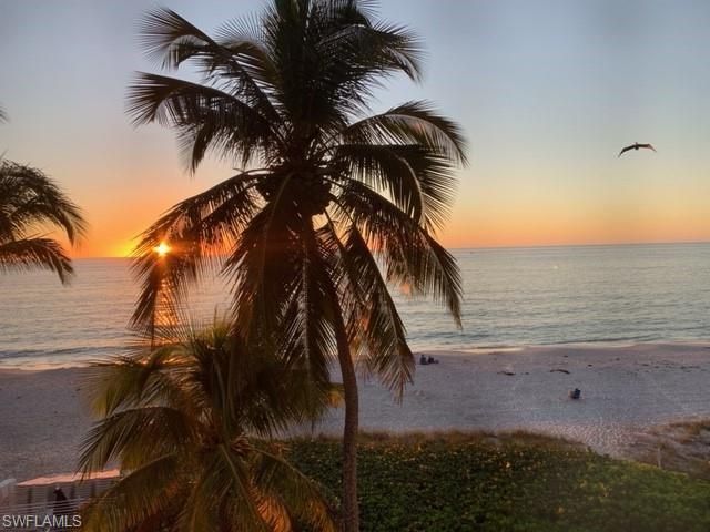 645 101st AVE N, Naples, FL 34108