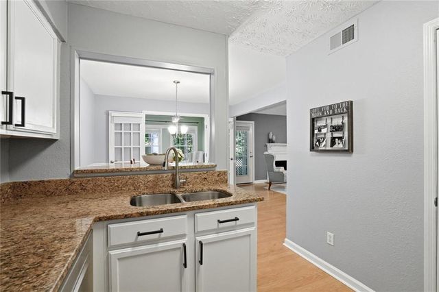 3940 Riverlook Parkway SE 103, Marietta, GA 30067