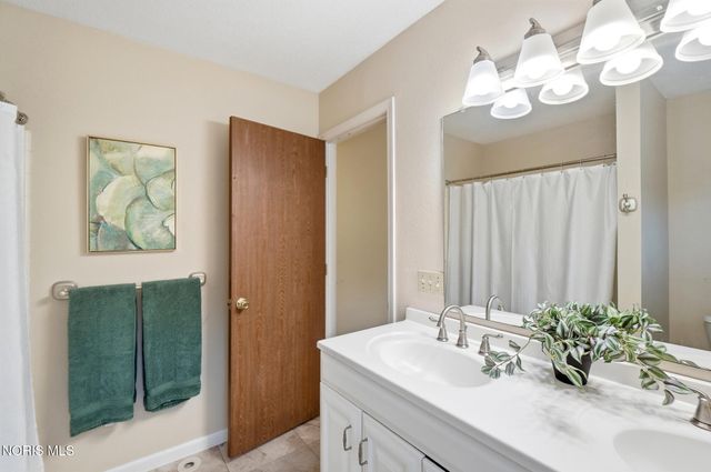 4612 W Laskey Road, Toledo, OH 43623