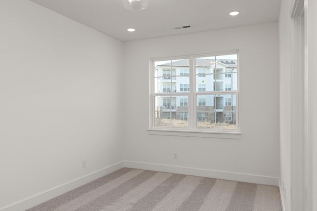 700 N DuPont Ave Unit 209, Madison, TN 37115