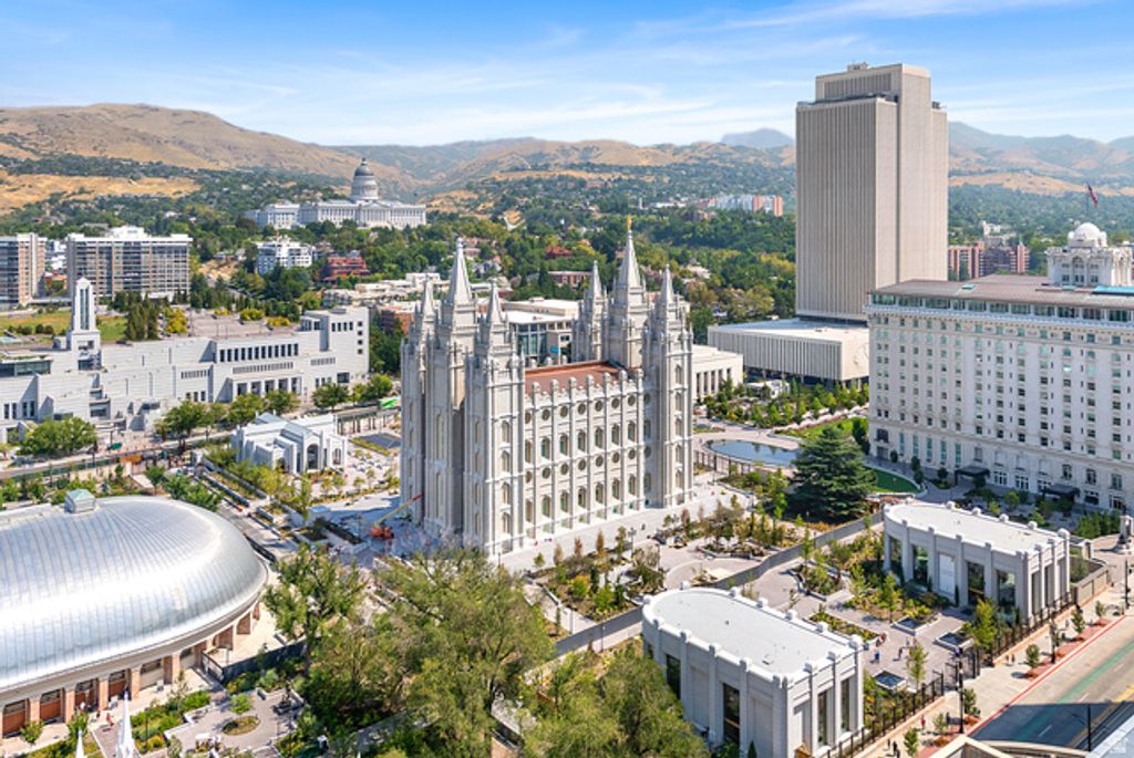 99 W W SOUTH TEMPLE ST #2101, Salt Lake City, UT 84101 — exterior