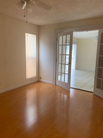 639 Executive Center Drive O-208, West Palm Beach, FL 33401
