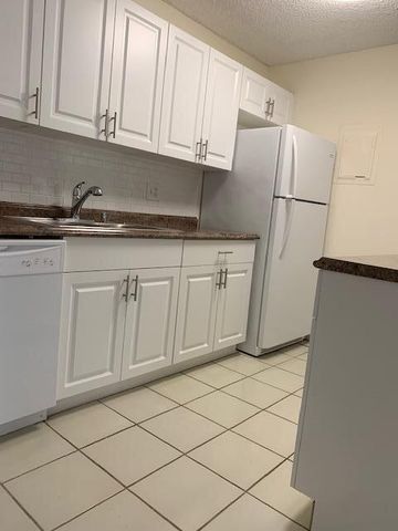 639 Executive Center Drive O-208, West Palm Beach, FL 33401