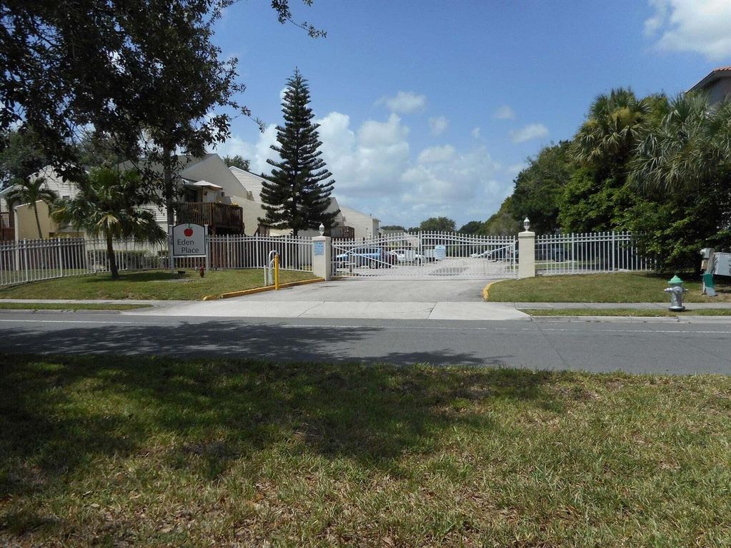 639 Executive Center Drive O-208, West Palm Beach, FL 33401