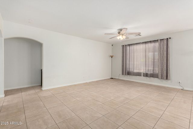 2413 W BEVERLY Road, Phoenix, AZ 85041