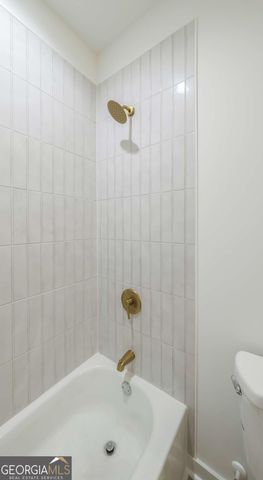 8 Whispering Pines Road NE, Rome, GA 30161