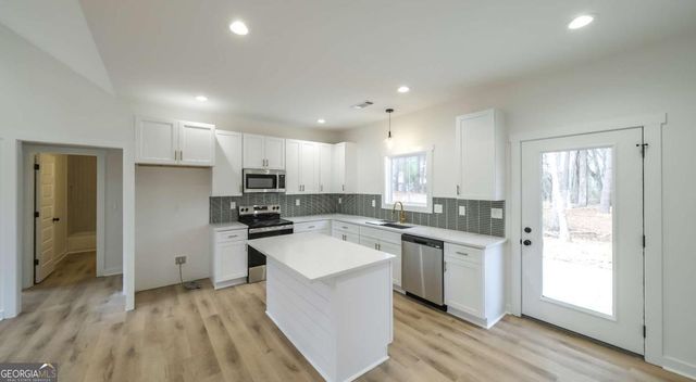 8 Whispering Pines Road NE, Rome, GA 30161